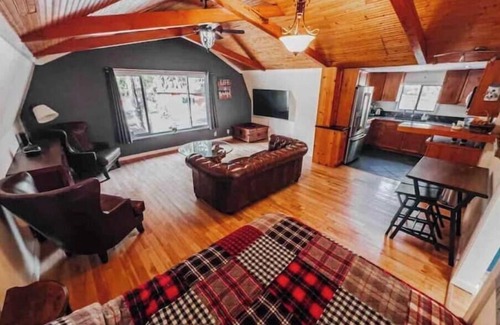 Squamish Apartment | Barn Loft