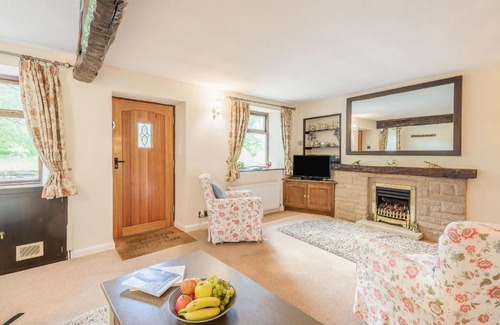 Tideswell House | Barr Cottage
