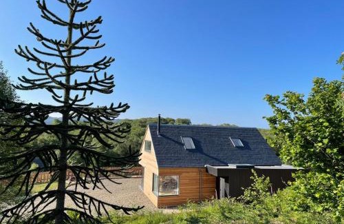 Ardfern House | Barrach
