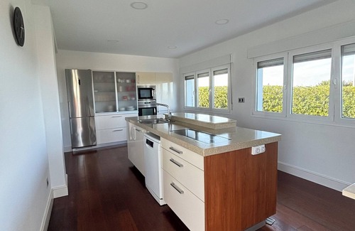 Barrika Ski Chalet | Barrika Sunset House
