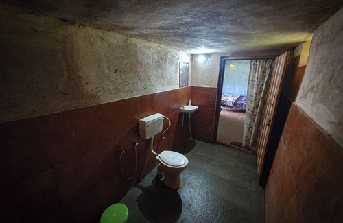 Jagdalpur Bed & Breakfast | Bastar Tribal Homestay - "Where Culture meets Nature"