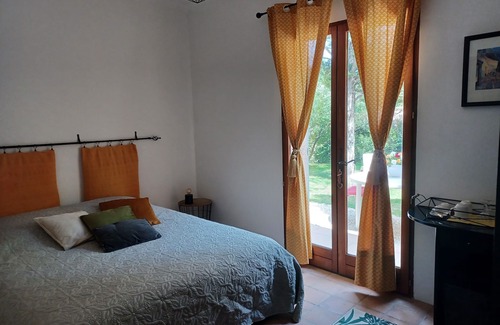 Peyrolles-en-Provence House | Bastide Cedrea