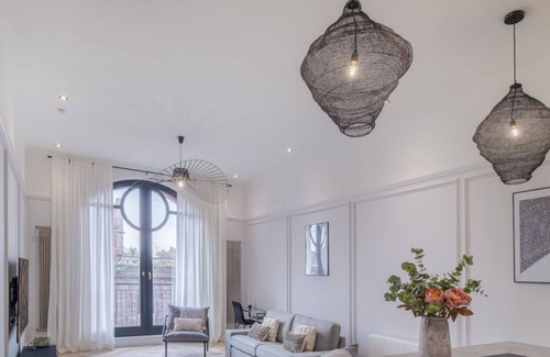 Central Aberdeen Apartment | Bastille Stay - SJA Stays - Luxury 2 Bed Apartment
