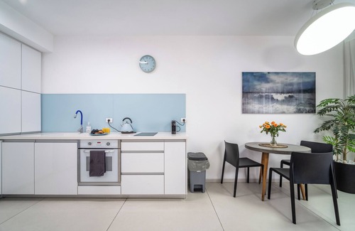 Haifa Apartment | Bat Galim Sea View Balcony by Sea N Rent