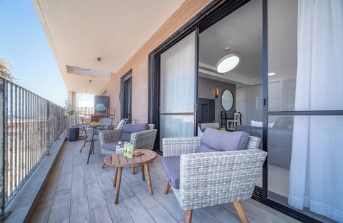 Haifa Apartment | Bat Galim Sea View Balcony by Sea N Rent