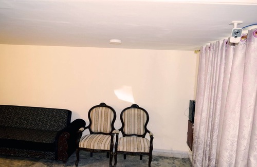 Karachi House | BATH ISLAND GUESTHOUSES KARACHI