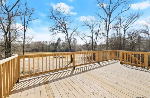 Denham Springs House | Baton Rouge River Home Getaway