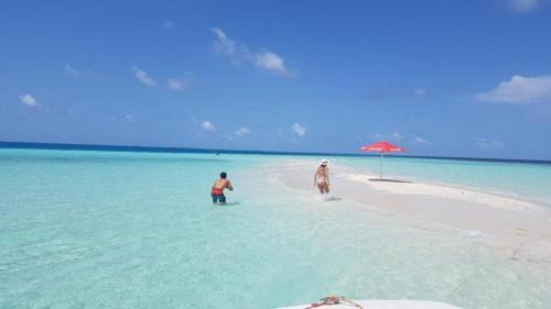 Thulusdhoo Island House | Batuta Maldives Inn