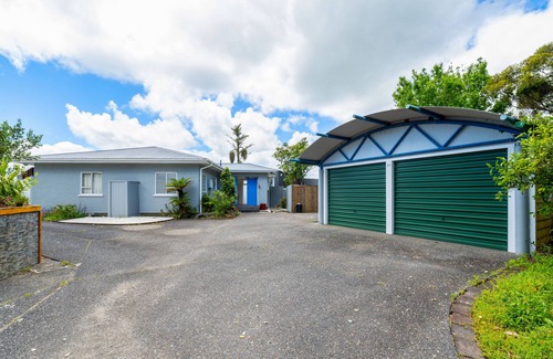 Opua House | Bay of Islands 3 Bedroom Ocean View House