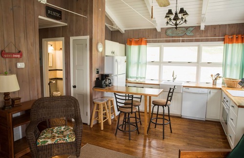 Steele Creek House | Bay protected big water get away. Sunsets! Pontoon boat available by request.
