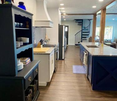 Escanaba House | Bay Street Blue Ludington Park