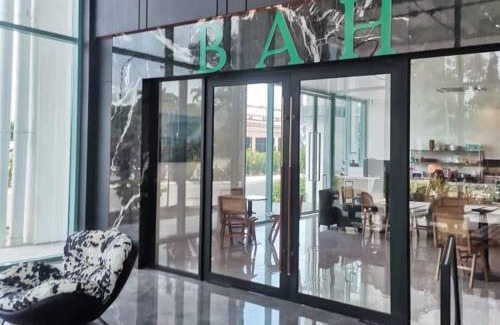 Likas House | Bay Suites by Jom Summer Suites