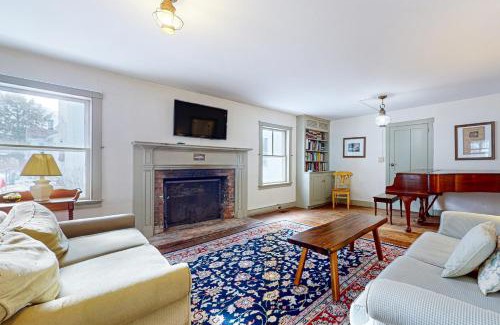Weston House | Bayberry Farmhouse
