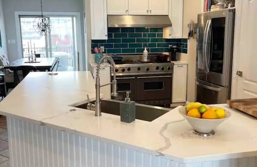 North Beach House | Bayfront Home w/Hot Tub