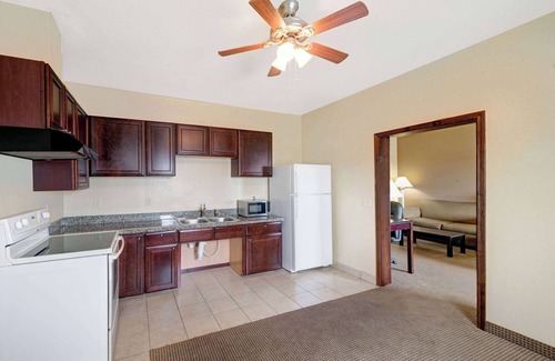 Decatur Hotel | Baymont by Wyndham Decatur
