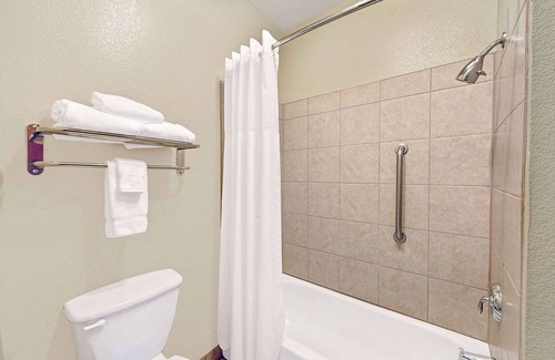 Decatur Hotel | Baymont by Wyndham Decatur