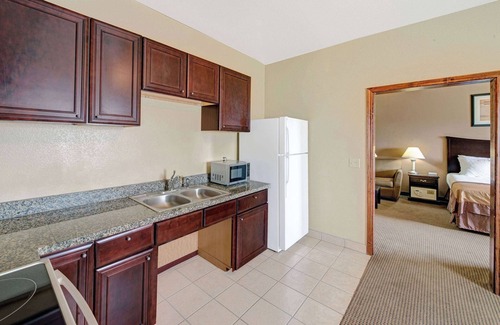 Decatur Hotel | Baymont by Wyndham Decatur
