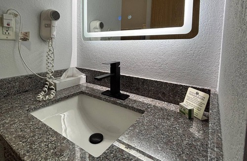 South Jacksonville Hotel | Baymont by Wyndham Jacksonville
