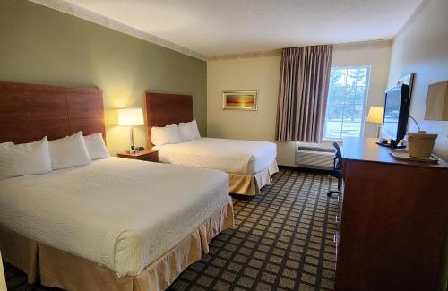 Mackinaw City Hotel | Baymont by Wyndham Mackinaw City