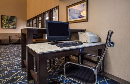 Madison Hotel | Baymont by Wyndham Madison West/Middleton WI West