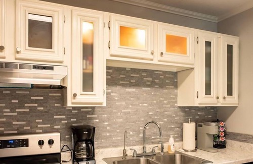 Ballast Point House | Bayshore Breeze Summa