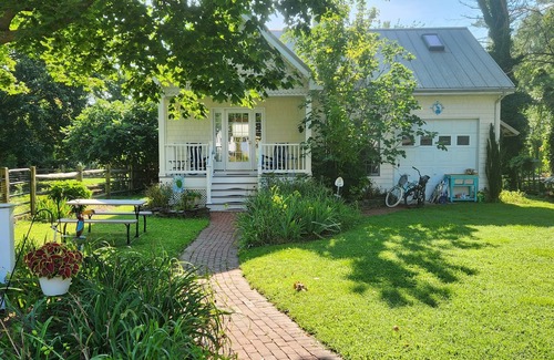 Rock Hall House | BAYSIDE BUNGALOW