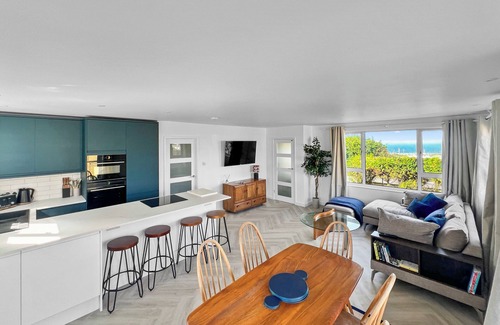 Wyke Regis House | Bayview Luxury Stays- Mandeville. Hot tub, walks and Ocean views