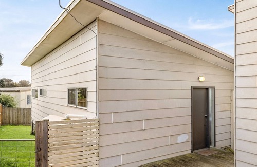 Surf Beach House | Bayview Unit in Surf Beach