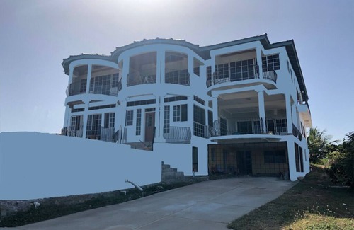 Spring Village Villa | Bayview Villa First & Only 7 Bedroom lodging with Seaview in Clarendon, Jamaica.