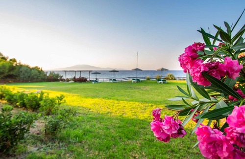 Amoudi Apartment | Baywatch 12 right on the water