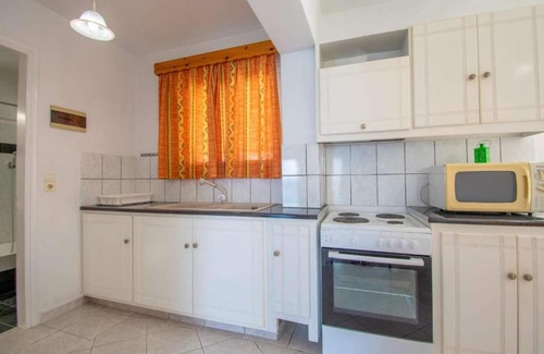 Amoudi Apartment | Baywatch apartment double 104