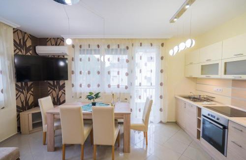 Siofok Aranypart Apartment | ★ BB Wellness Apartman ★