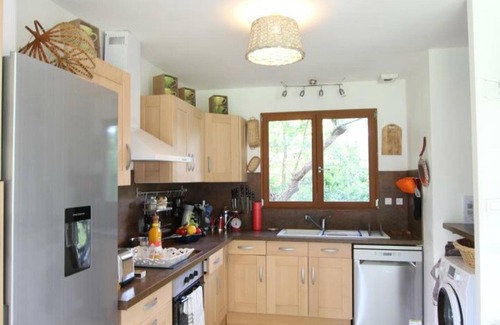 Urville-Nacqueville Cottage | Beachfront House with Private Path, Large Garden & Modern Amenities