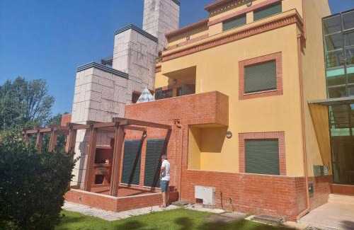 Mira Apartment | Be Local - Apartment in Mira Villas with pool access