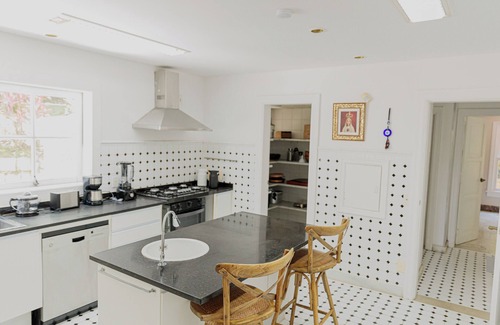 Sao Conrado House | Beautiful House in Luxury Condominium overlooking São Conrado Beach.