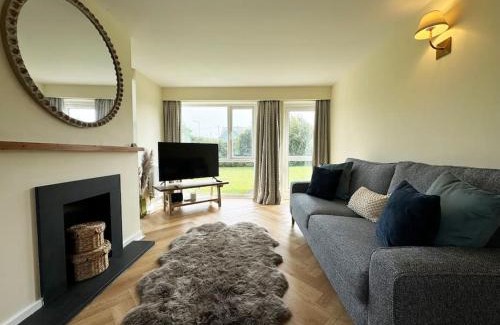 Trearddur Bay House | Beach Access-Ynys Cartref-4-Bed