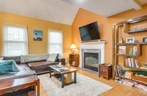 Mashpee House | Beach and Lake Access Home with Porch in Mashpee!