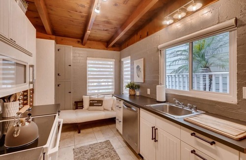 South Mission Beach House | Beach & Bay | Boho Cottage