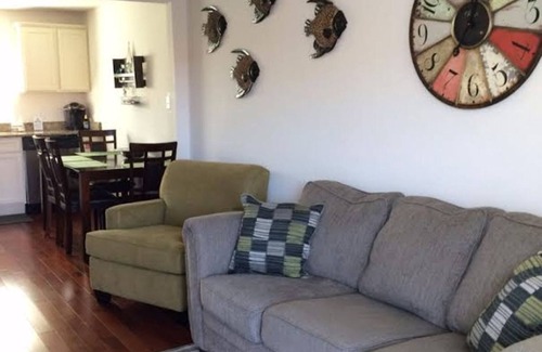 North Wildwood Condo | Beach Block Condo in North Wildwood with a POOL!