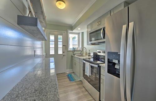 Wildwood Apartment | Beach Block Wildwood Condo - Proximity to Dining!