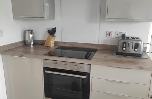 Port Talbot House | Beach Break Aberavon Large Seaside House sleeps 8 South Wales