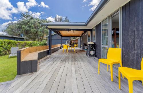 Whangapoua House | Beach Break Bach - Whangapoua Holiday Home