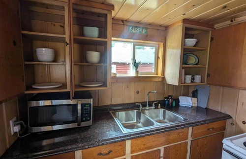 Prudenville House | Beach Bungalow - Cabin #1