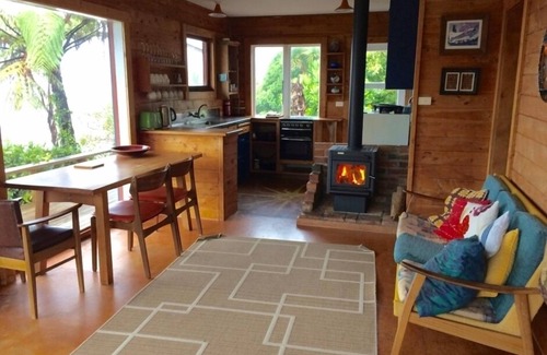 Collingwood House | Beach Cottage Collingwood