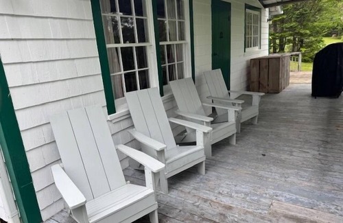 Hubbards Cabin | Beach Cottage - Pine Terrace - Hubbards Beach
