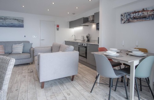 Saundersfoot Apartment | Beach Court - 1 Bedroom Apartment - Saundersfoot