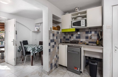 Donja Klada House | Beach front home in Klada