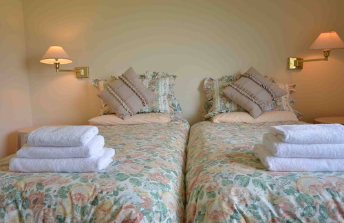 Lamlash House | Beach Front House in Lamlash, with Heated Pool