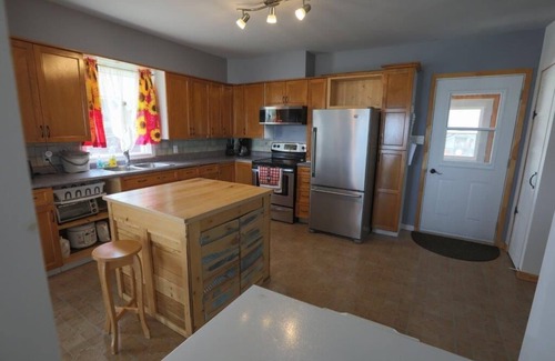 Cap-Chat House | Beach front quality house, open year round, Cap- Chat, Gaspesie, fishing, kayak,