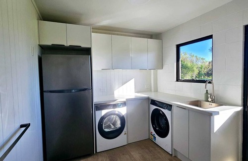 Clifton House | BEACH FRONT - Sunflower Beach House Pohara